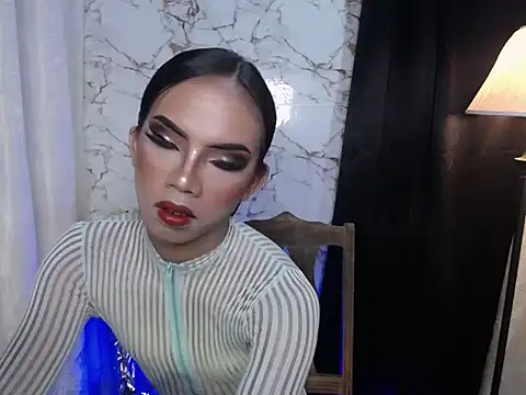 Snapshot of MirabelleNotch chatting on 19, 9, 2025 MirabelleNotch online show from 19, 9, 2025