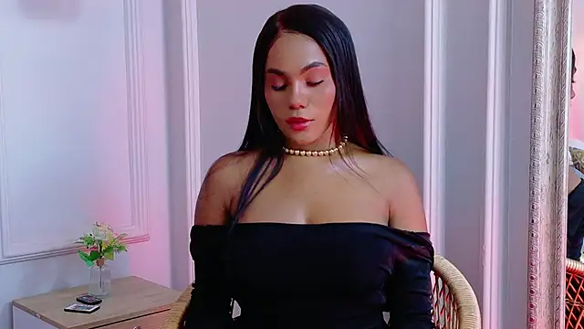 Snapshot of Sara_Boom chatting on 6, 3, 2026 Sara Boom online show from 6, 3, 2026