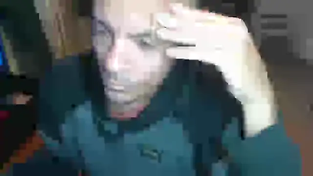 Snapshot of guachin_hunk chatting on 28, 10, 2025 guachin hunk online show from 28, 10, 2025