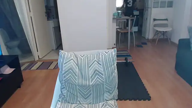 Snapshot of guachin_hunk chatting on 5, 11, 2025 guachin hunk online show from 5, 11, 2025