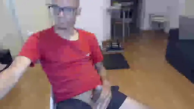 Snapshot of guachin_hunk chatting on 17, 11, 2025 guachin hunk online show from 17, 11, 2025