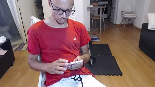 Snapshot of guachin_hunk chatting on 20, 11, 2025 guachin hunk online show from 20, 11, 2025