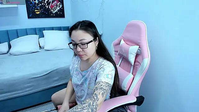 Snapshot of gentle_muse chatting on 4, 1, 2025 gentle muse online show from 4, 1, 2025