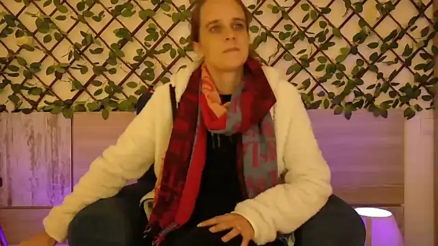Snapshot of LadyChantale chatting on 20, 10, 2025 LadyChantale online show from 20, 10, 2025