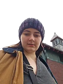 Snowbunnycake 131 online show from 13, 11, 2025