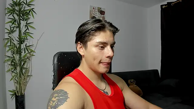 Snapshot of Giordano_Russo chatting on 22, 2, 2025 Giordano Russo online show from 22, 2, 2025