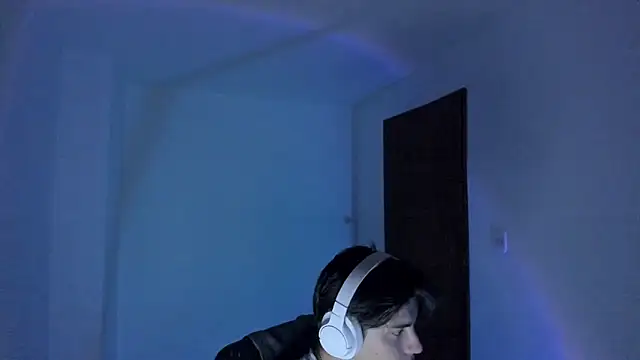 Snapshot of Giordano_Russo chatting on 8, 10, 2025 Giordano Russo online show from 8, 10, 2025