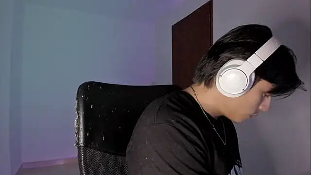 Snapshot of Giordano_Russo chatting on 22, 10, 2025 Giordano Russo online show from 22, 10, 2025