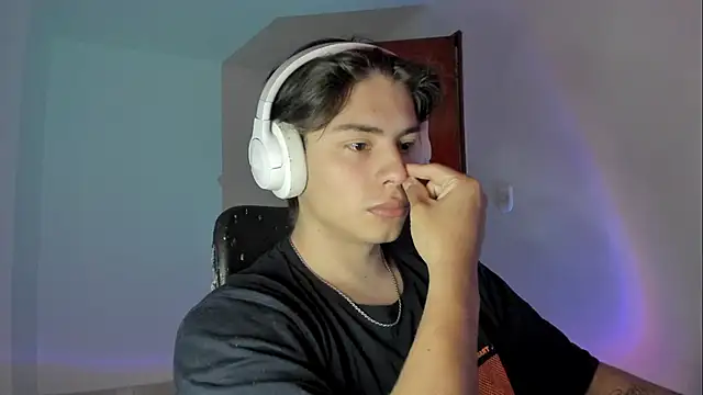 Snapshot of Giordano_Russo chatting on 24, 10, 2025 Giordano Russo online show from 24, 10, 2025