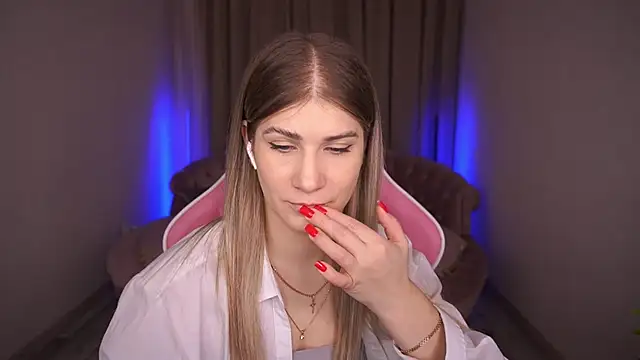 Snapshot of CassandraGood chatting on 14, 3, 2025 CassandraGood online show from 14, 3, 2025