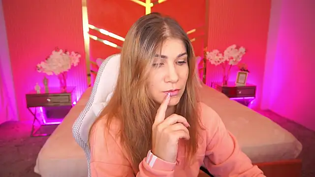 Snapshot of CassandraGood chatting on 22, 9, 2025 CassandraGood online show from 22, 9, 2025