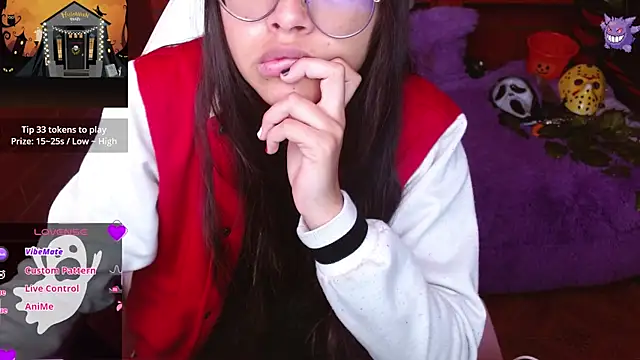 Snapshot of MidoriQuiinn chatting on 11, 10, 2025 MidoriQuiinn online show from 11, 10, 2025