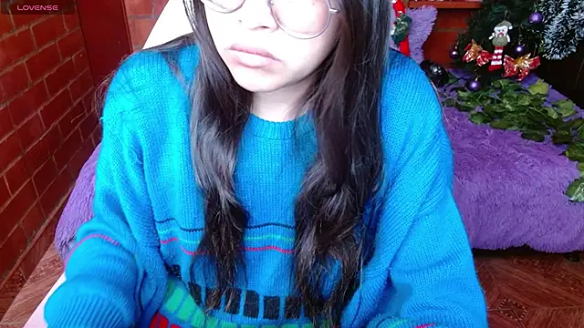 Snapshot of MidoriQuiinn chatting on 14, 12, 2025 MidoriQuiinn online show from 14, 12, 2025