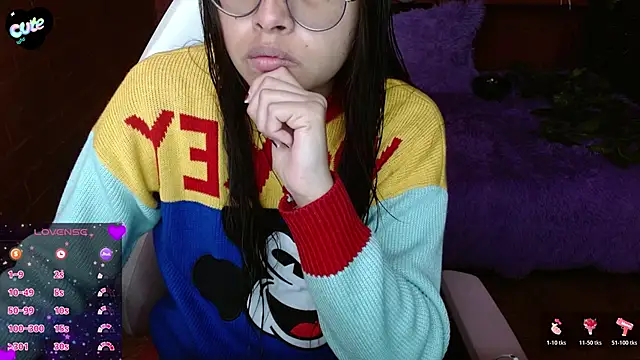 MidoriQuiinn online show from 4, 2, 2026