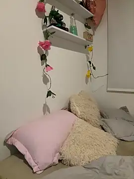 Snapshot of oriana_zoeee chatting on 14, 11, 2025 oriana zoeee online show from 14, 11, 2025