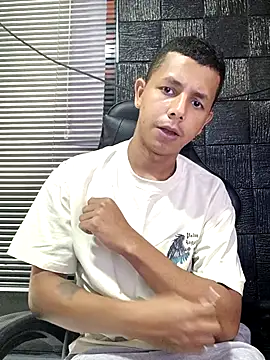 boy bigcock24cm online show from 4, 3, 2026