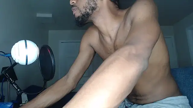 Snapshot of ChrisVacher chatting on 6, 11, 2025 ChrisVacher online show from 6, 11, 2025