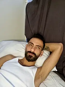 Snapshot of Drkats chatting on 28, 11, 2025 Drkats online show from 28, 11, 2025