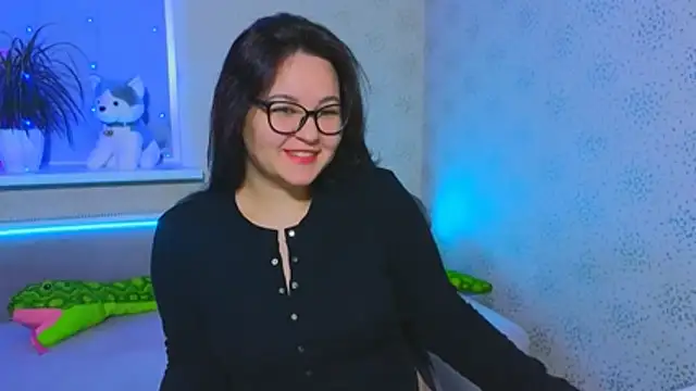 EsterLogan online show from 29, 11, 2025