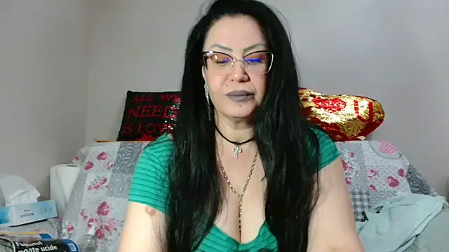 x  KHALEESI  x online show from 14, 12, 2025