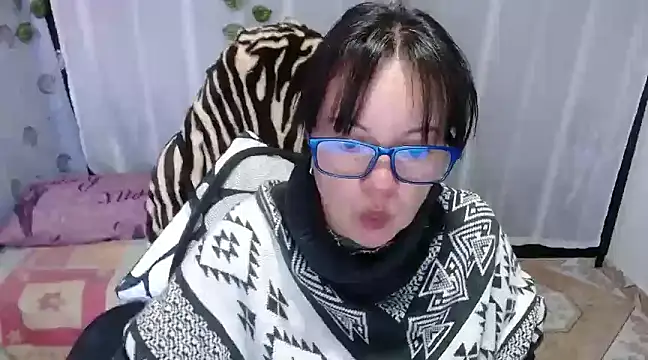 Sonialorens  online show from 22, 1, 2025