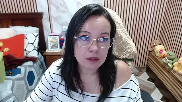 Snapshot of Sonialorens_ chatting on 27, 2, 2026 Sonialorens online show from 27, 2, 2026