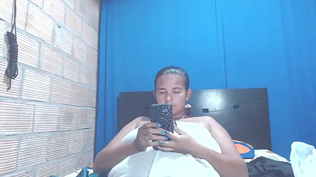 isabella dirty69 online show from 28, 1, 2025