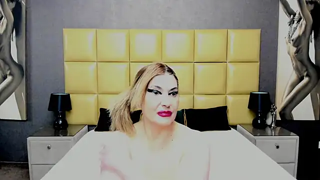 KiraLeila online show from 10, 2, 2025