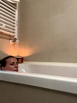 Snapshot of MirandaHobbs chatting on 14, 9, 2025 MirandaHobbs online show from 14, 9, 2025