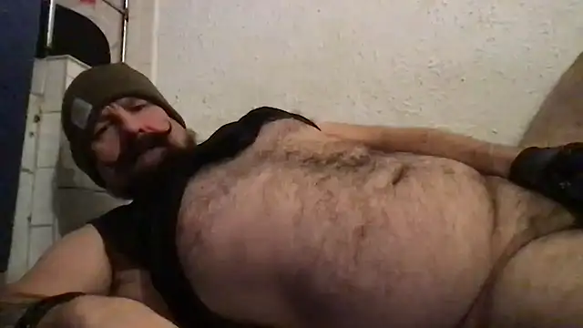 Snapshot of madmaxmiami chatting on 5, 12, 2025 madmaxmiami online show from 5, 12, 2025