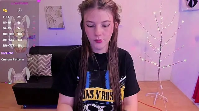 MillySandlerr online show from 28, 1, 2025