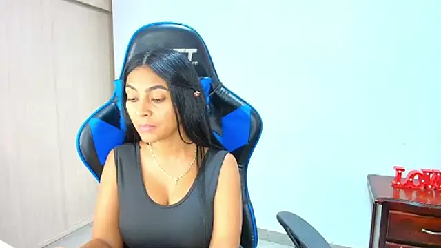 sophiax-x online show from 16, 10, 2025