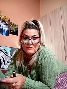 CRHYSTEL online show from 7, 11, 2025