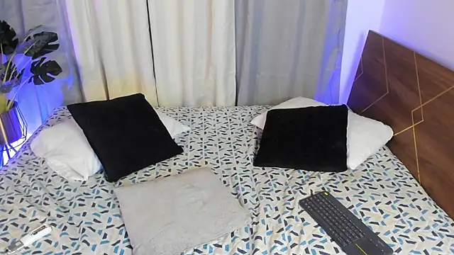 Amy art online show from 27, 9, 2025