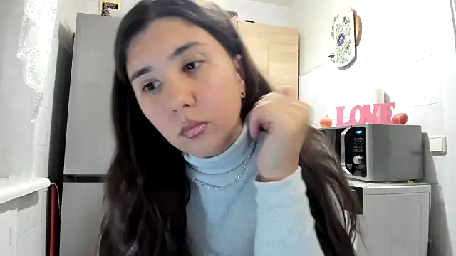 MiaMarrone online show from 12, 10, 2025