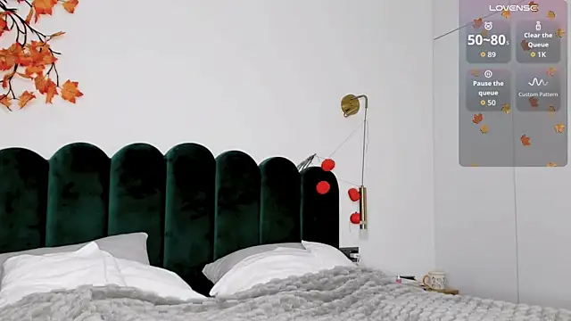 Snapshot of BondGirll chatting on 9, 11, 2025 BondGirll online show from 9, 11, 2025