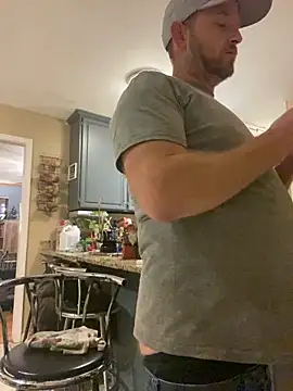 Snapshot of smokeymt420 chatting on 10, 12, 2024 smokeymt420 online show from 10, 12, 2024