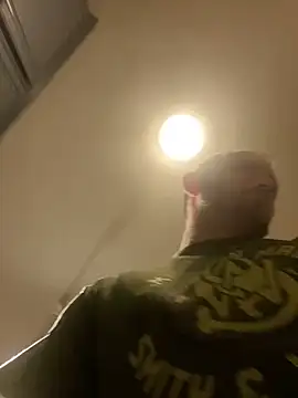 Snapshot of smokeymt420 chatting on 31, 1, 2025 smokeymt420 online show from 31, 1, 2025