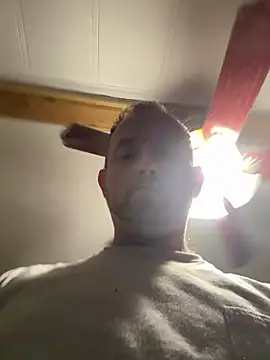 Snapshot of smokeymt420 chatting on 31, 10, 2025 smokeymt420 online show from 31, 10, 2025