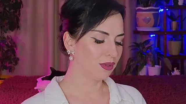 lily conor online show from 30, 11, 2025