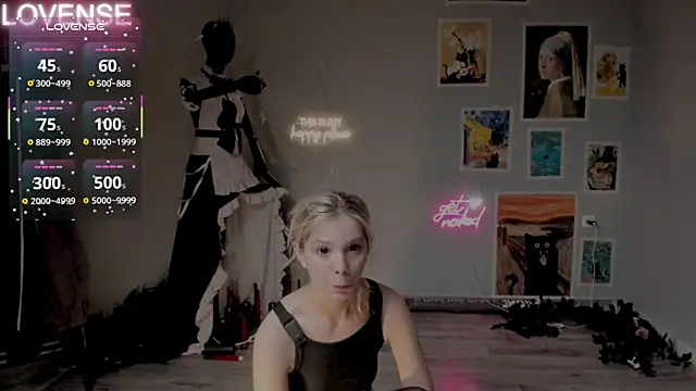 Careful i bite online show from 16, 10, 2025