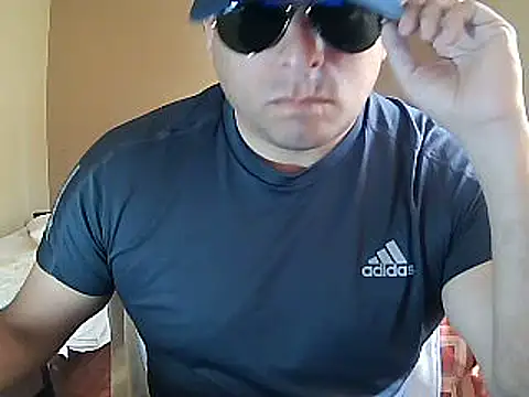 Snapshot of chicoguapo8 chatting on 11, 2, 2025 chicoguapo8 online show from 11, 2, 2025