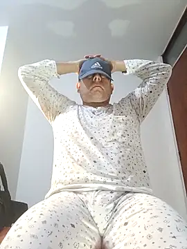 Snapshot of chicoguapo8 chatting on 22, 9, 2025 chicoguapo8 online show from 22, 9, 2025