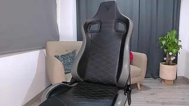 Snapshot of Liam_V chatting on 11, 2, 2026 Liam V online show from 11, 2, 2026