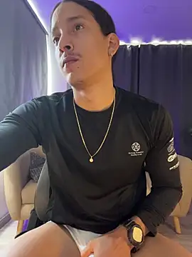 Snapshot of Liam_V chatting on 9, 3, 2026 Liam V online show from 9, 3, 2026