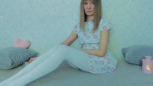 YourCaramel online show from 16, 2, 2025