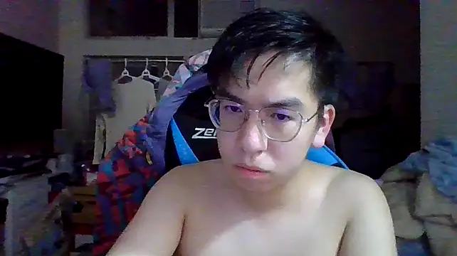 Snapshot of charlie_xdd chatting on 13, 2, 2025 charlie xdd online show from 13, 2, 2025