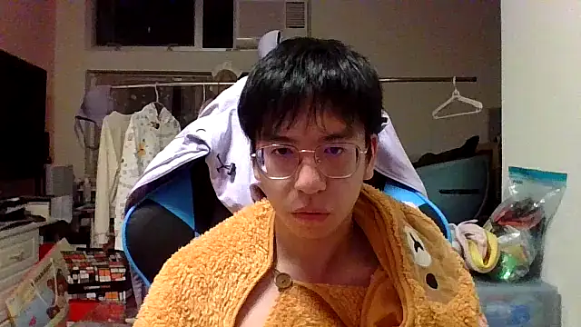 Snapshot of charlie_xdd chatting on 9, 3, 2025 charlie xdd online show from 9, 3, 2025