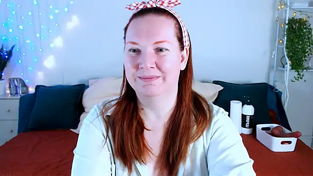 GoddessLara online show from 3, 12, 2025