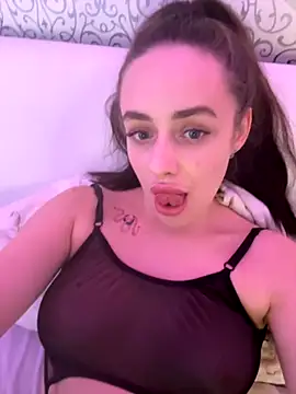 Lisaaan online show from 16, 10, 2025